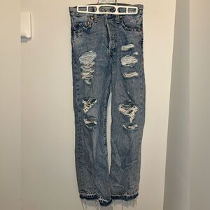 Levi’s Ribcage Distressed Blue Jeans